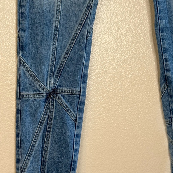 Renowned Jeans Sz 32 - Picture 3 of 8
